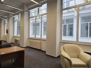 Pronájem kanceláře, Plzeň, náměstí Republiky, 125 m2