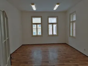 Pronájem kanceláře, Kladno, Váňova, 41 m2