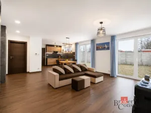 Prodej rodinného domu, Loket, Nad Hájovnou, 196 m2