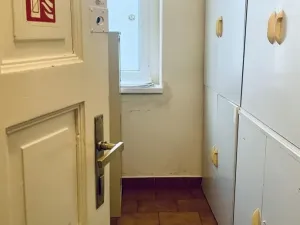 Pronájem obchodního prostoru, Broumov, Nádražní, 32 m2