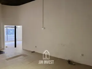 Pronájem obchodního prostoru, Liberec - Liberec III-Jeřáb, 1. máje, 79 m2