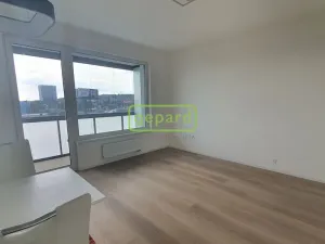 Pronájem bytu 1+kk, Praha, Kolbenova, 35 m2