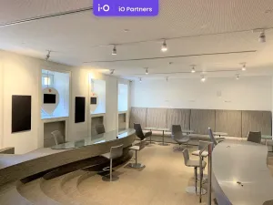 Pronájem kanceláře, Praha - Nusle, Závišova, 526 m2