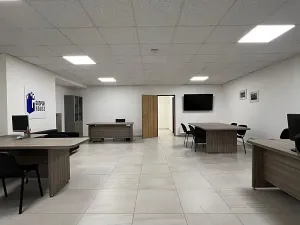 Prodej kanceláře, Karlovy Vary, Spálená, 92 m2