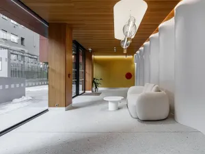 Pronájem bytu 2+kk, Praha - Staré Město, U milosrdných, 77 m2