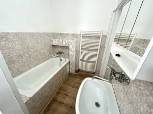 Pronájem bytu 2+kk, Pardubice, Jindřišská, 54 m2