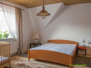Prodej rodinného domu, Mirošov, Školní, 180 m2