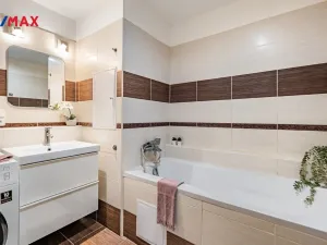 Prodej bytu 3+kk, Praha - Prosek, Jablonecká, 75 m2