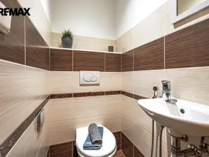 Prodej bytu 3+kk, Praha - Prosek, Jablonecká, 75 m2