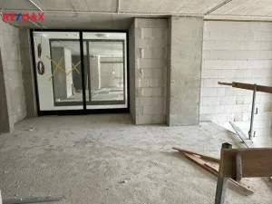 Pronájem obchodního prostoru, Praha - Smíchov, Šiklové, 110 m2