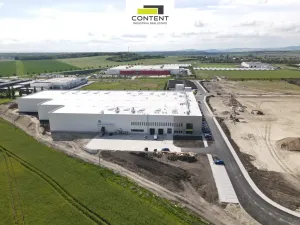 Pronájem výrobních prostor, Ovčáry, 3504 m2