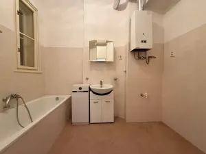 Pronájem bytu 2+1, Praha - Bubeneč, Čs. armády, 79 m2