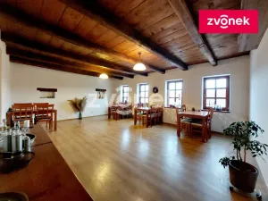 Pronájem restaurace, Vlčnov, 500 m2