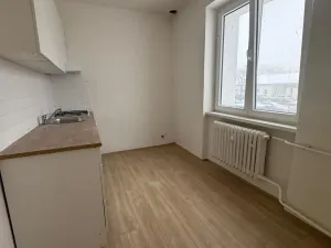 Pronájem bytu 3+1, Jirkov, Chomutovská, 62 m2