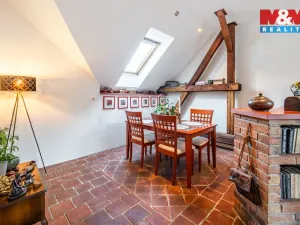 Prodej obchodního prostoru, Kladno - Kročehlavy, Vrchlického, 163 m2