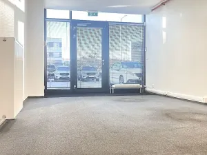 Pronájem obchodního prostoru, Brno - Štýřice, Pražákova, 73 m2