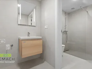 Pronájem bytu 2+kk, Hradec Králové, Pálenecká, 60 m2