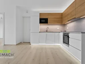 Pronájem bytu 2+kk, Hradec Králové, Pálenecká, 60 m2