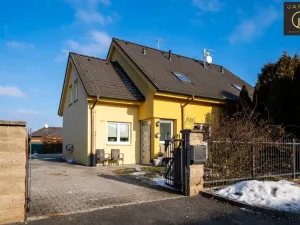 Prodej rodinného domu, Nové Strašecí, Myslivečkova, 100 m2