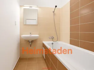 Pronájem bytu 3+1, Karviná - Nové Město, tř. Osvobození, 73 m2