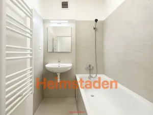 Pronájem bytu 2+1, Ostrava - Poruba, Nálepkovo náměstí, 57 m2