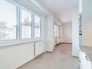 Pronájem bytu 2+1, Kralupy nad Vltavou - Lobeček, Dr. E. Beneše, 53 m2