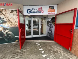 Pronájem obchodního prostoru, Zlín - Příluky, Pančava, 226 m2