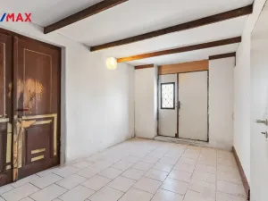 Prodej rodinného domu, Chuchelna - Komárov, 428 m2