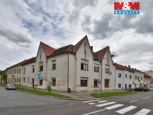 Pronájem bytu 3+kk, Nechanice, Husovo nám., 57 m2