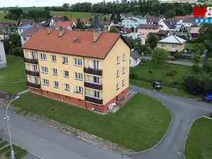 Prodej bytu 3+1, Černovice, Družstevní, 56 m2