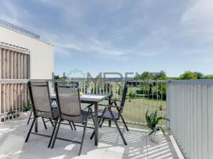 Pronájem bytu 3+kk, Praha, Formanská, 75 m2