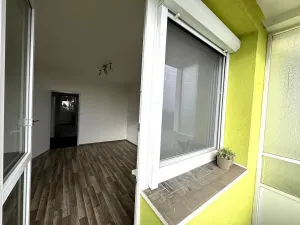 Pronájem bytu 2+1, Hrušovany u Brna, Sídliště, 64 m2