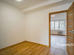 Prodej bytu 2+1, Karviná - Ráj, Kosmonautů, 52 m2