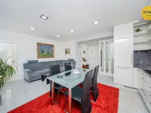 Prodej bytu 3+kk, Ostrava, Komenského, 64 m2