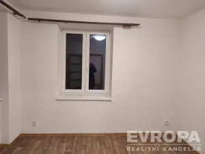 Pronájem bytu 1+kk, Libochovice, Vrchlického, 36 m2