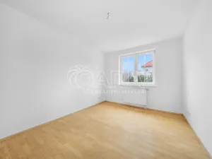 Pronájem bytu 3+kk, Dobřichovice, Raisova, 72 m2