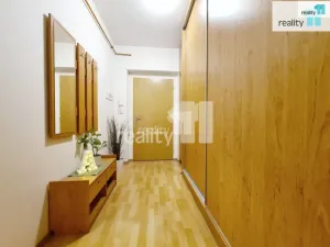 Pronájem bytu 2+kk, Kolín - Kolín V, Třídvorská, 58 m2