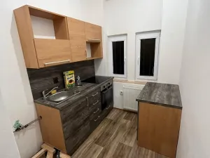 Prodej bytu 3+1, Jaroměř - Josefov, Na Trati, 75 m2