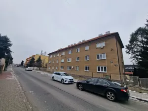 Prodej podílu bytu 3+1, Hostivice, Školská, 61 m2