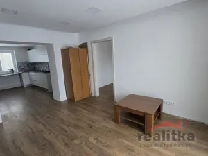 Pronájem bytu 2+1, Opava - Předměstí, Máchova, 60 m2