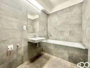 Pronájem bytu 1+kk, Praha, Zlochova, 36 m2