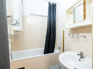 Pronájem bytu 3+1, Praha - Žižkov, Žerotínova, 72 m2