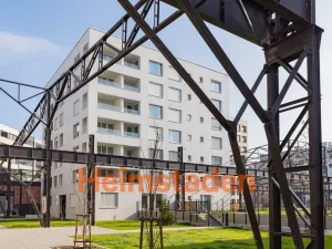 Pronájem bytu 3+kk, Praha - Holešovice, U Pergamenky, 82 m2