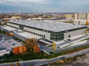 Pronájem skladu, Praha - Hostivař, K pérovně, 4760 m2