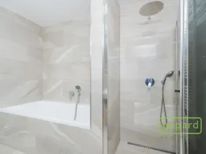 Prodej rodinného domu, Mníšek pod Brdy, U Kolejí, 200 m2