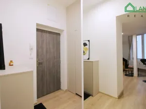 Pronájem atypického bytu, Brno, Koliště, 36 m2