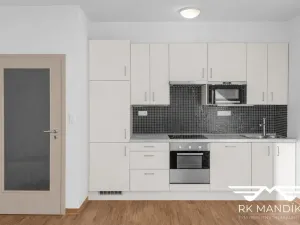 Pronájem bytu 2+kk, Praha - Jinonice, Břežánecká, 61 m2