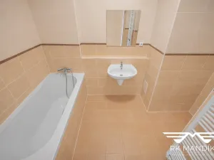 Pronájem bytu 2+kk, Praha - Jinonice, Břežánecká, 61 m2