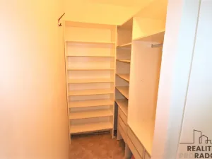 Pronájem bytu 2+1, Ostrava - Poruba, Otakara Jeremiáše, 60 m2