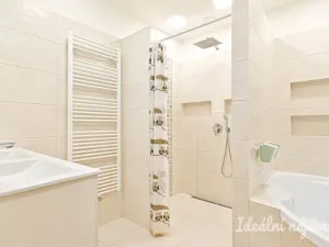 Pronájem bytu 3+kk, Vojkovice, Hlavní, 82 m2